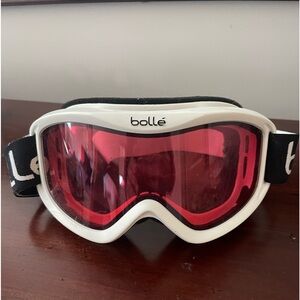 Bollé ski goggles: white with red lenses like new condition